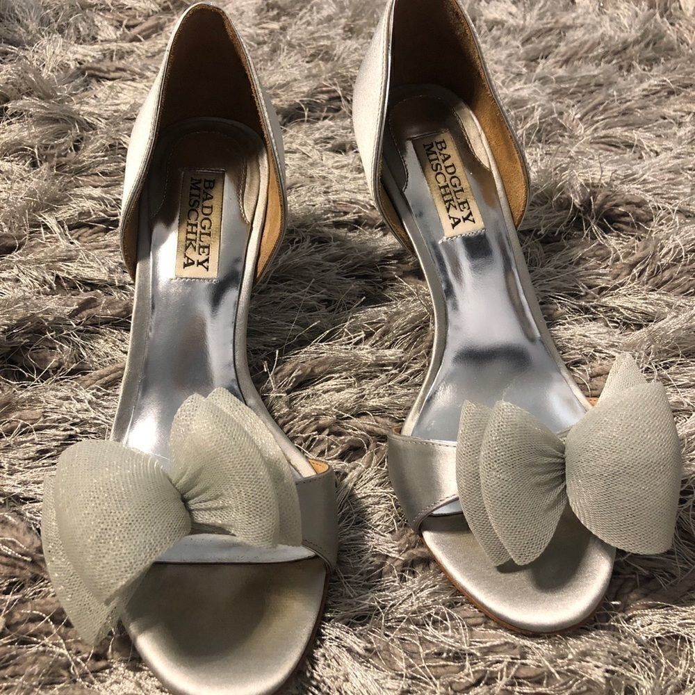 Women’s Badgley Mischka Used Heels size 6.5 - Picture 2 of 4